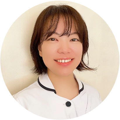 院長　峯岸里美